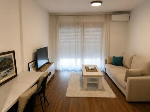 Izdavanje, stan, 33m², Master Kvart, Podgorica - image 2