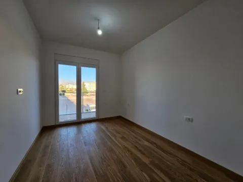 Sale, two bedroom apartment, 71m², New City, Podgorica - image 11