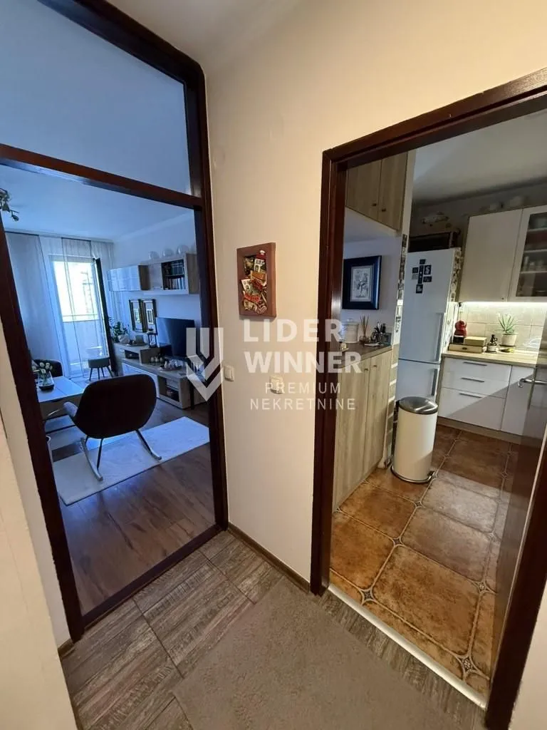 Sale, two bedroom apartment, 64m², Novi Beograd Blok 62, Novi Beograd Sve Podlokacije