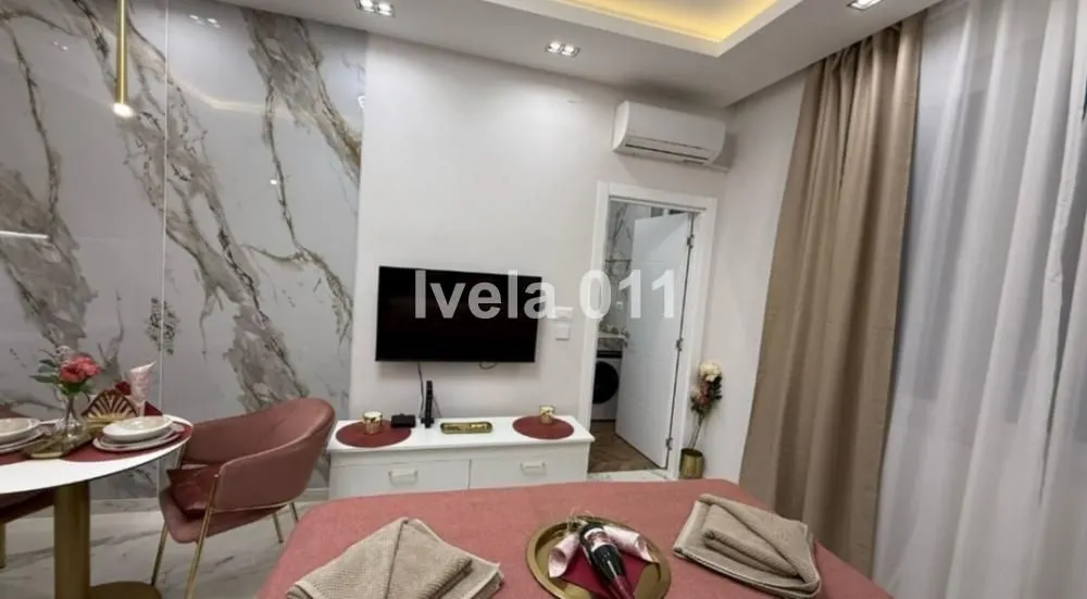 Sale, apartment, 20m², Kalenić Pijaca, Vračar Sve Podlokacije