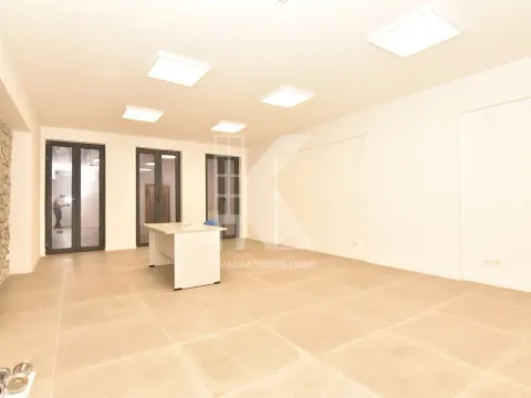 Rent, office space, 120m², Centar, Podgorica - image 2