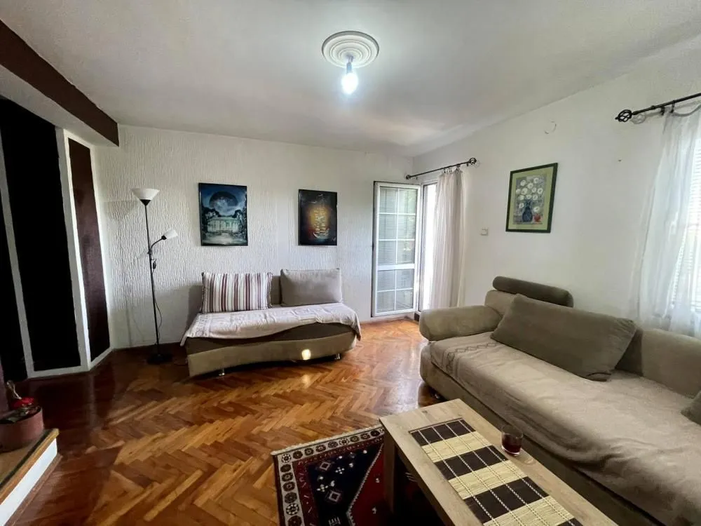 Sale, two bedroom apartment, 65m², Savski Venac, Beograd