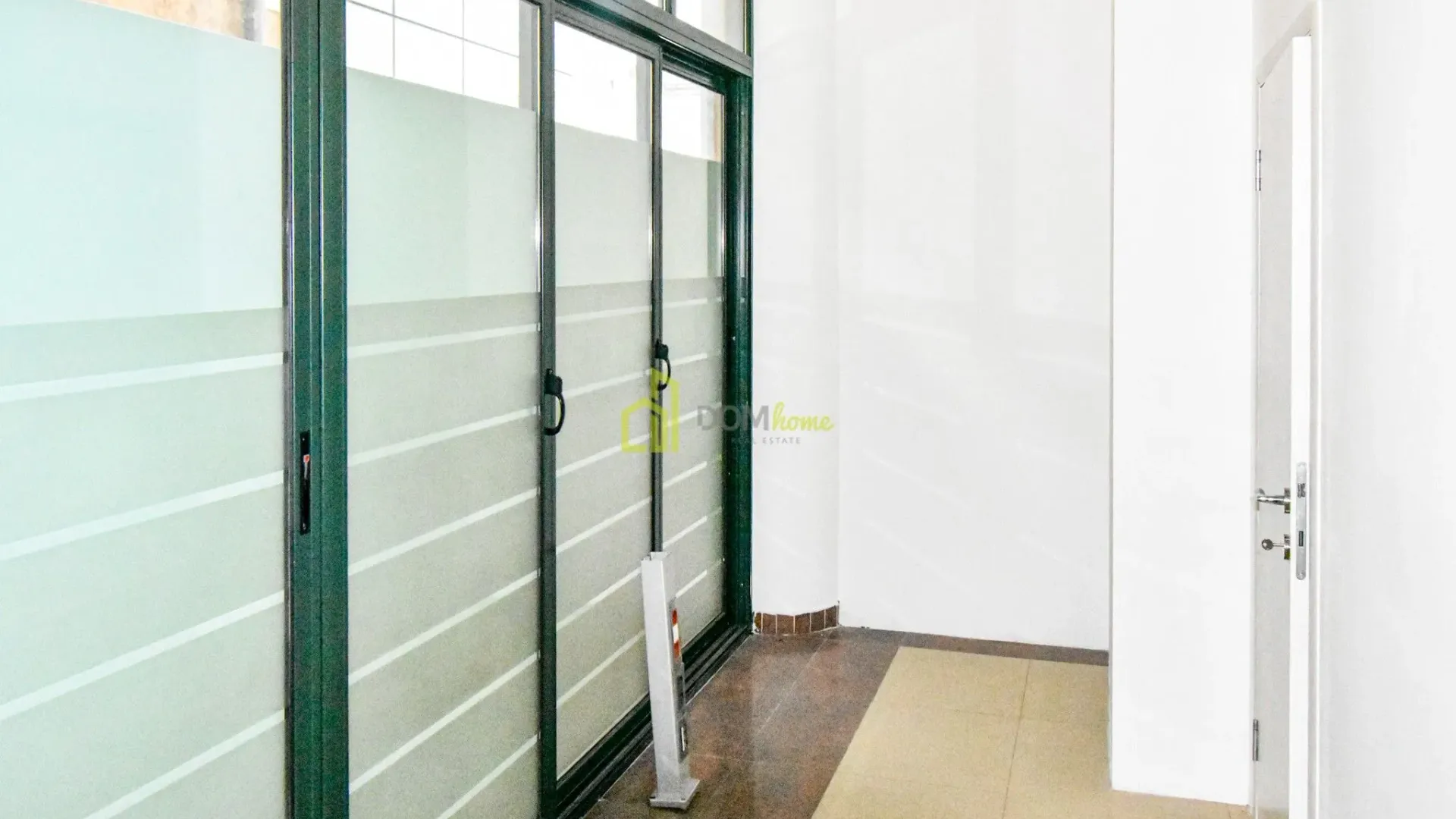 Sale, office space, 303m², Centar, Podgorica