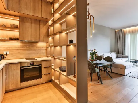 Rent, one bedroom apartment, 53m², Centar, Budva - image 1