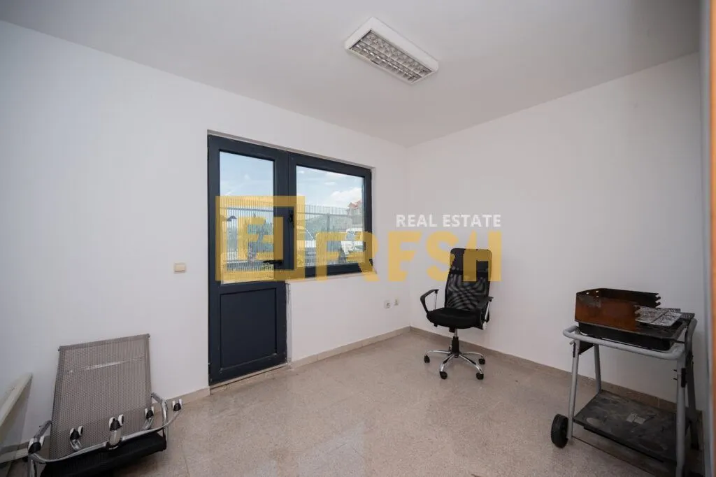 Rent, house, 150m², Gornja Gorica, Podgorica