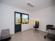 Izdavanje, kuća, 150m², Gornja Gorica, Podgorica - image 17