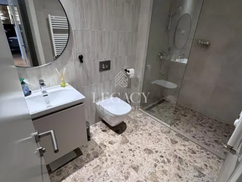 Rent, three bedroom apartment, 79m², Savski Venac, Beograd - image 19