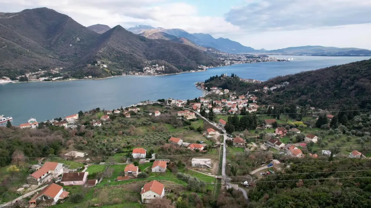 Sale, land lot, 750m², Herceg Novi, Crna Gora