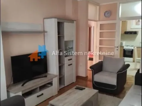 Izdavanje, trosoban stan, 80m², Lion, Zvezdara Sve Podlokacije - image 3