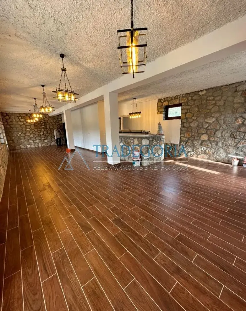 Prodaja, ugostiteljski objekat, 400m², Danilovgrad, Crna Gora