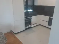 Izdavanje, kuća, 180m², Gornja Gorica, Podgorica - image 18