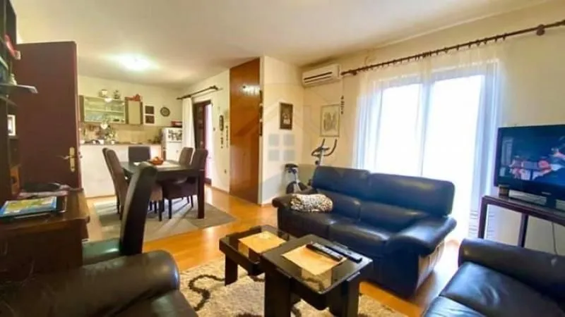 Sale, house, 249m², Stoliv, Kotor