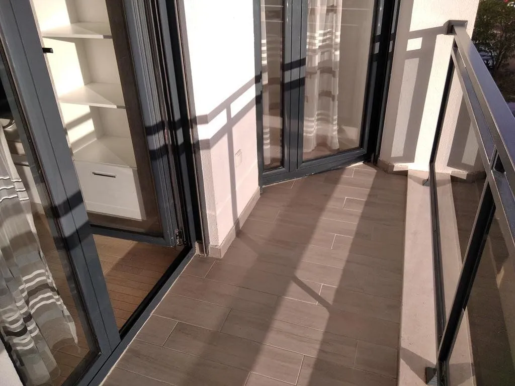Izdavanje, dvosoban stan, 70m², Dalmatinska ulica, Podgorica