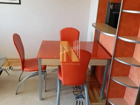 Izdavanje, dvosoban stan, 51m², Grbavica, Novi Sad Sve Podlokacije - image 3