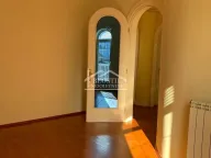 Izdavanje, kuća, 141m², Stari Grad, Beograd - image 20