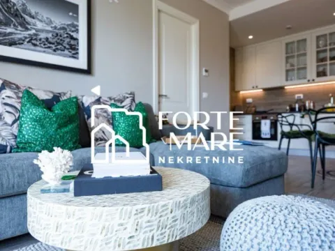 Prodaja, jednosoban stan, 59m², Luštica Bay, Tivat - image 4