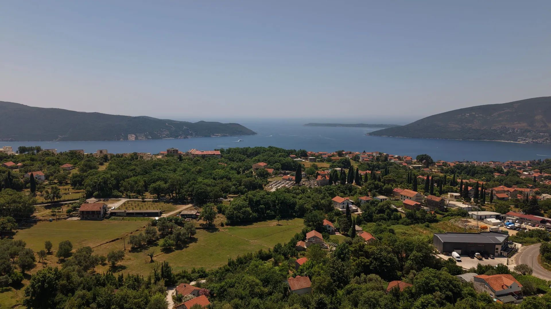 Rent, house, 320m², Podi, Herceg Novi