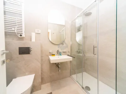 Rent, office space, 49m², Central Point, Podgorica - image 5