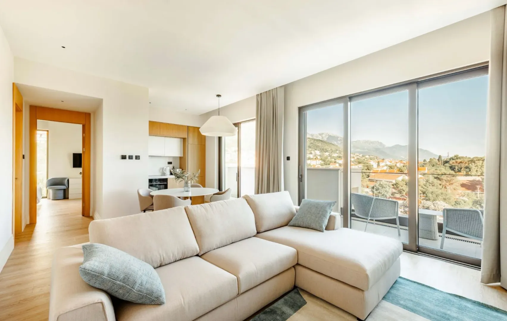 Rent, one bedroom apartment, 92m², Porto Montenegro, Tivat