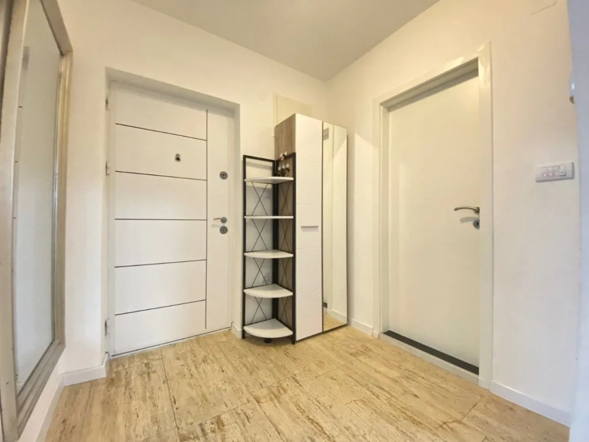 Prodaja, dvosoban stan, 70m², Centar, Podgorica