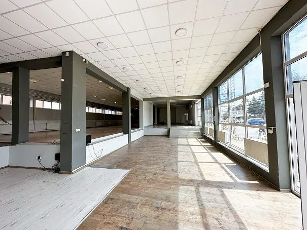 Rent, office space, 850m², Zemun Sve Podlokacije, Beograd