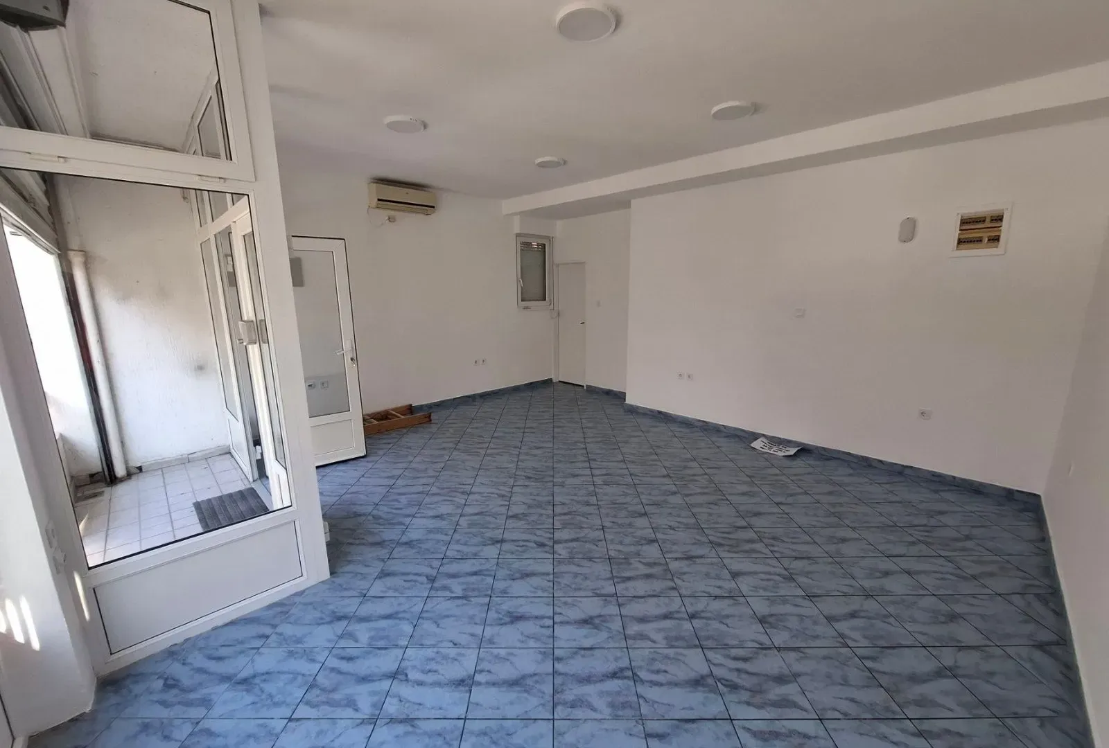 Rent, office space, 34m², Stari Aerodrom, Podgorica