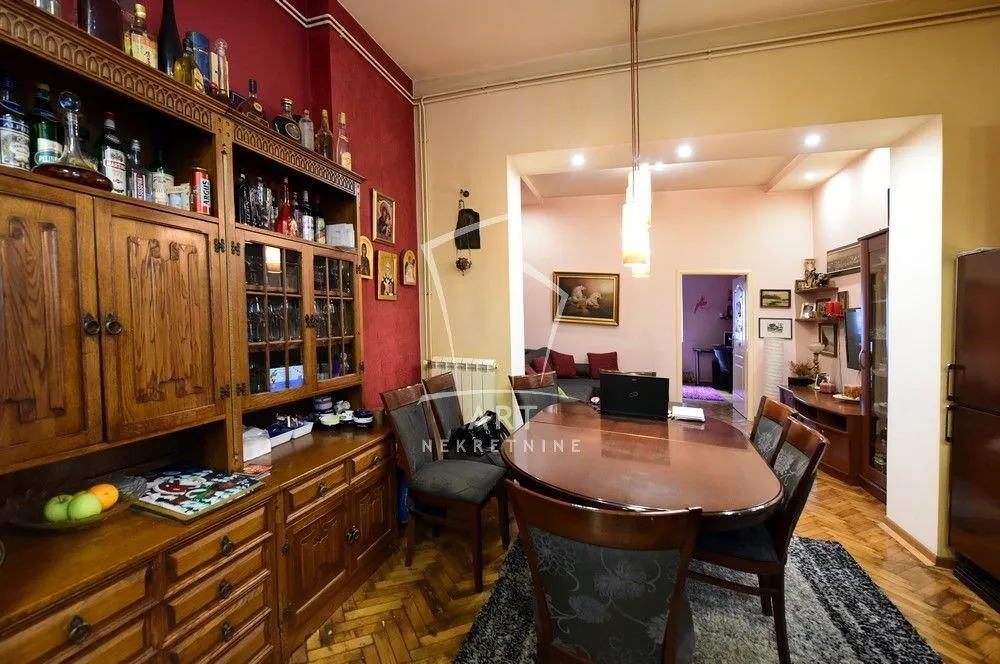 Sale, three bedroom apartment, 86m², Vračar Sve Podlokacije, Beograd