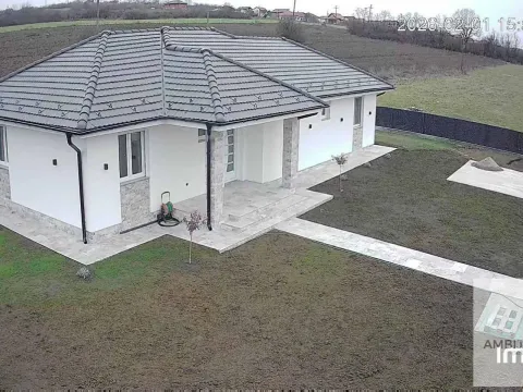 Sale, house, 144m², Kosmaj, Sopot - image 1