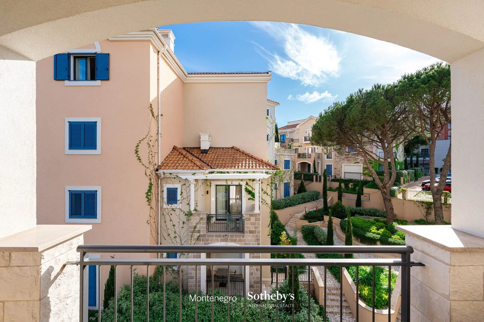Prodaja, dvosoban stan, 79m², Kotor, Crna Gora