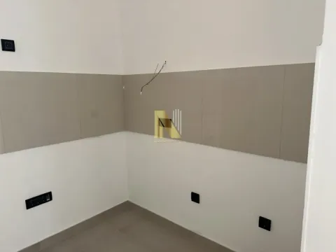 Prodaja, garsonjera, 32m², Telep, Novi Sad Sve Podlokacije - image 4