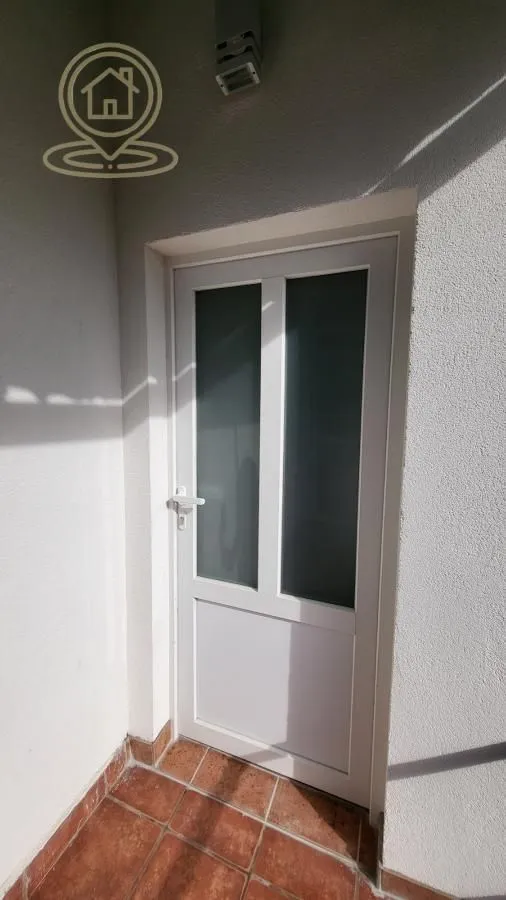 Prodaja, trosoban stan, 79m², Petrovaradin, Novi Sad