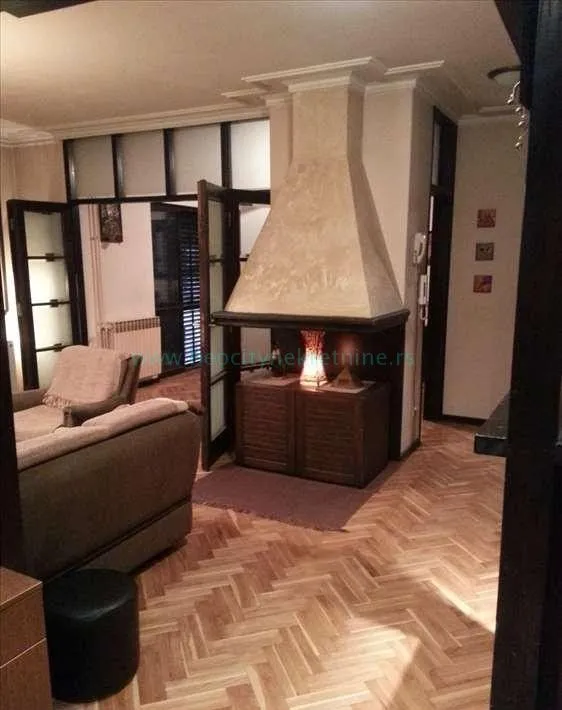 Prodaja, kuća, 400m², Kaluđerica, Beograd