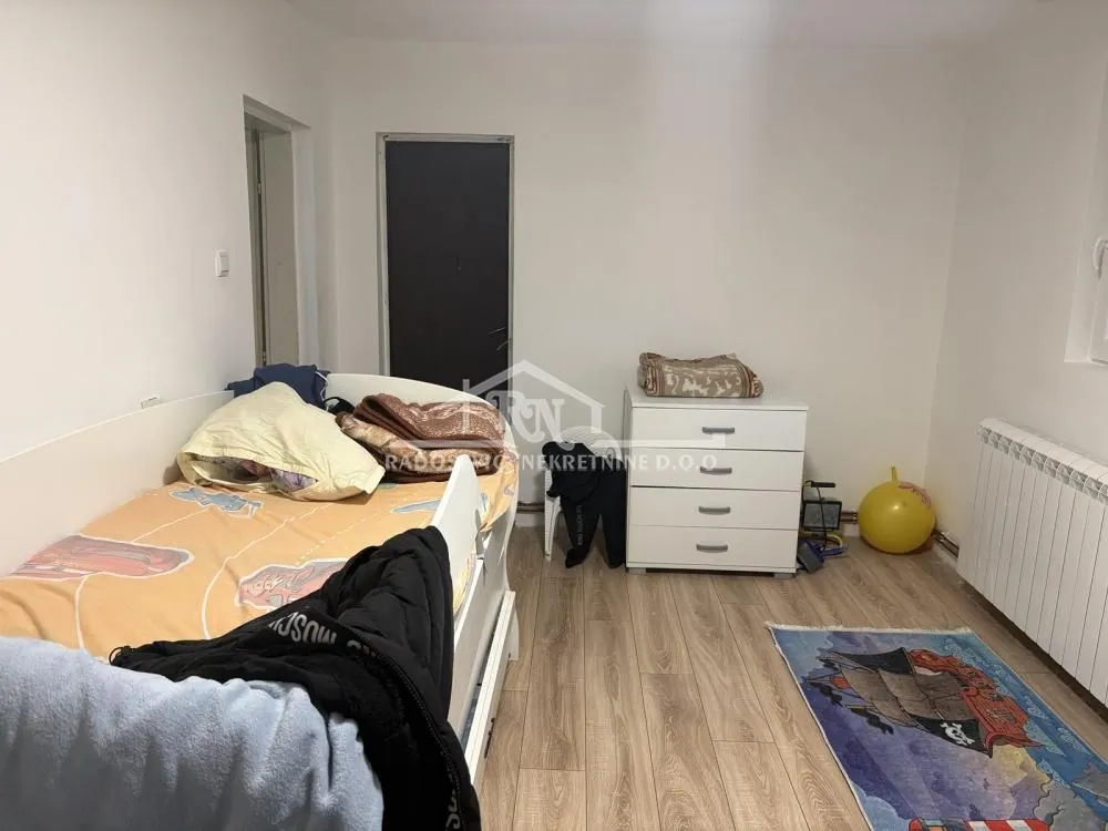 Prodaja, kuća, 215m², Lisović, Barajevo