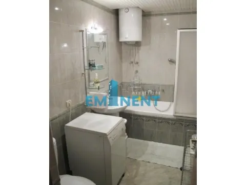 Rent, three bedroom apartment, 90m², Savski Venac, Beograd - image 10