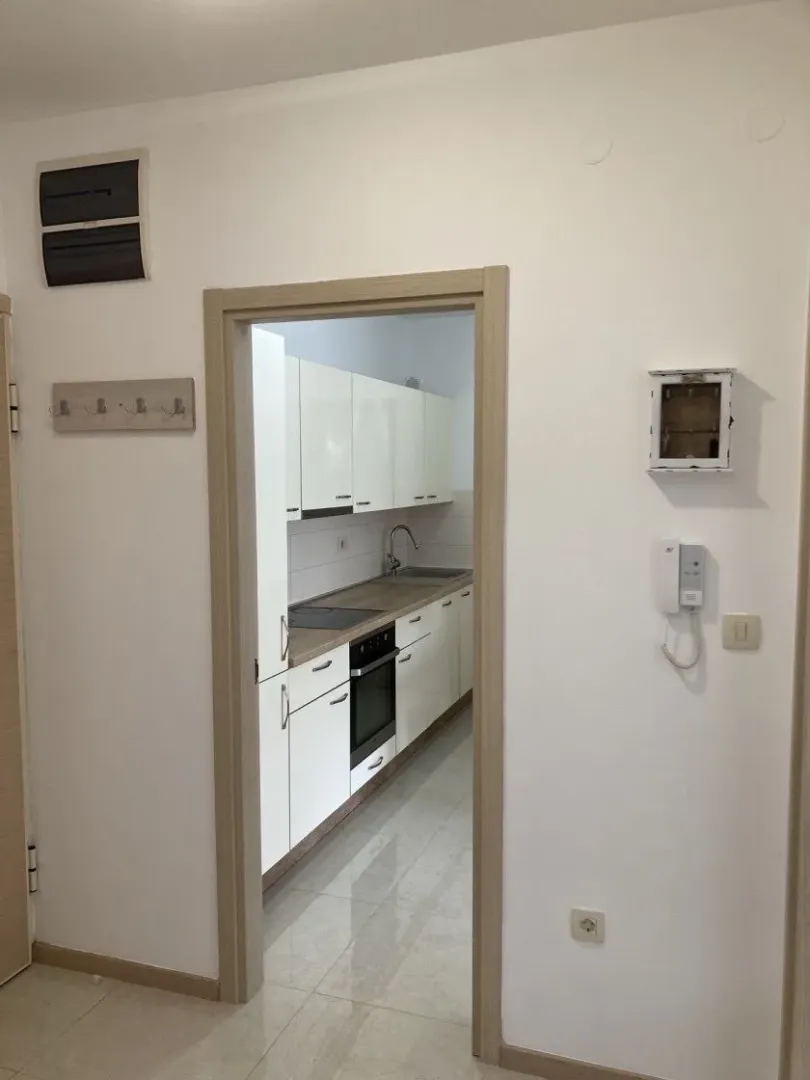 Rent, two bedroom apartment, 71m², City Kvart, Podgorica