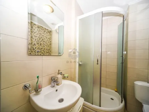 Rent, one bedroom apartment, 45m², Stari Aerodrom, Podgorica - image 11