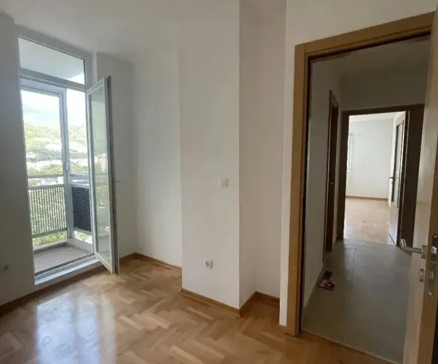 Prodaja, dvosoban stan, 56m², Centar, Budva