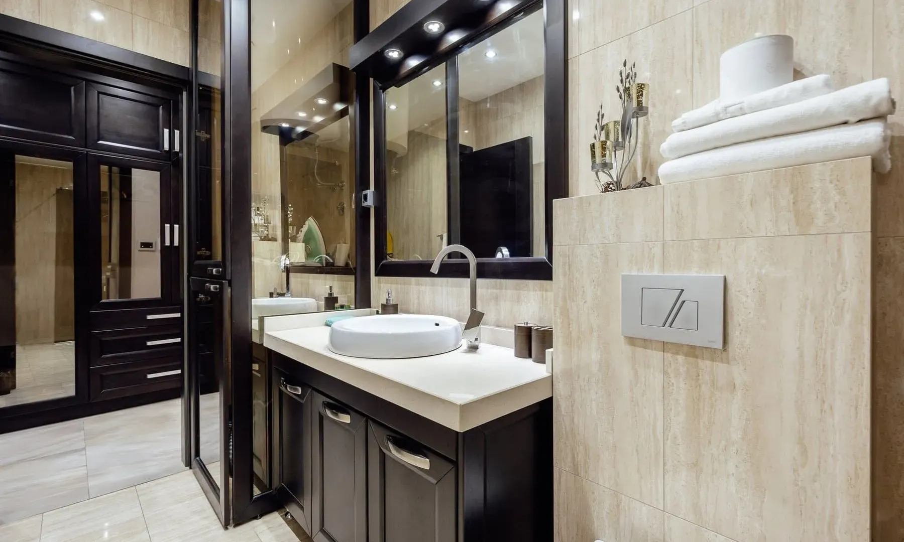 Prodaja, dvosoban stan, 117m², Stari Grad Kotor, Kotor