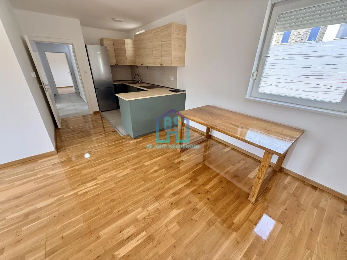 Prodaja, trosoban stan, 74m², Veternik, Novi Sad Sve Podlokacije