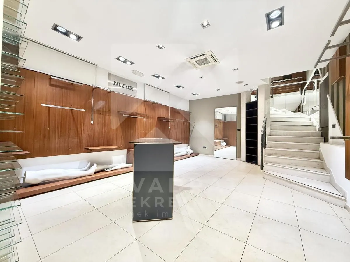 Rent, office space, 69m², Centar, Podgorica