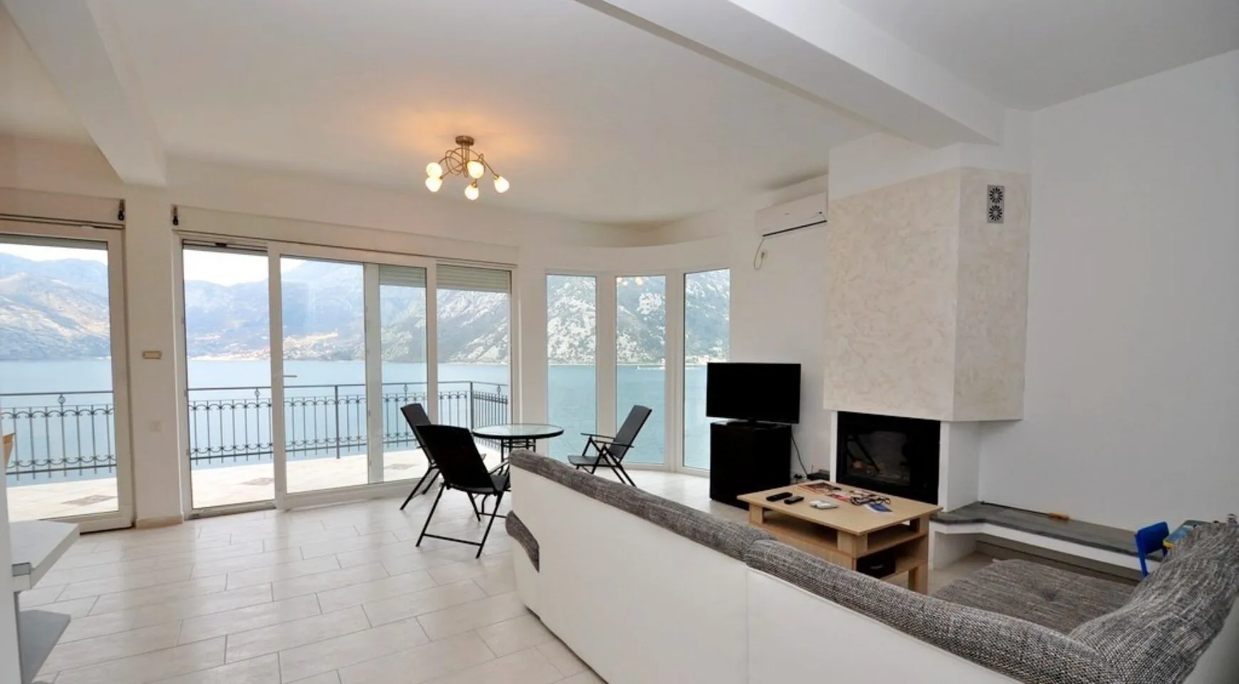 Sale, house, 424m², Kostanjica, Kotor