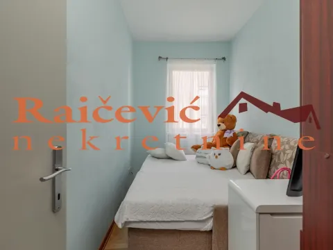 Sale, two bedroom apartment, 68m², Zemun Gornji Grad, Zemun Sve Podlokacije - image 15