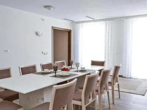 Prodaja, kuća, 517m², Krašići, Tivat - image 13
