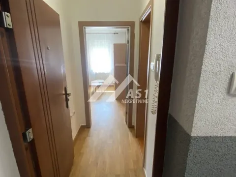 Izdavanje, jednosoban stan, 27m², Bulevar Evrope, Novi Sad Sve Podlokacije - image 9