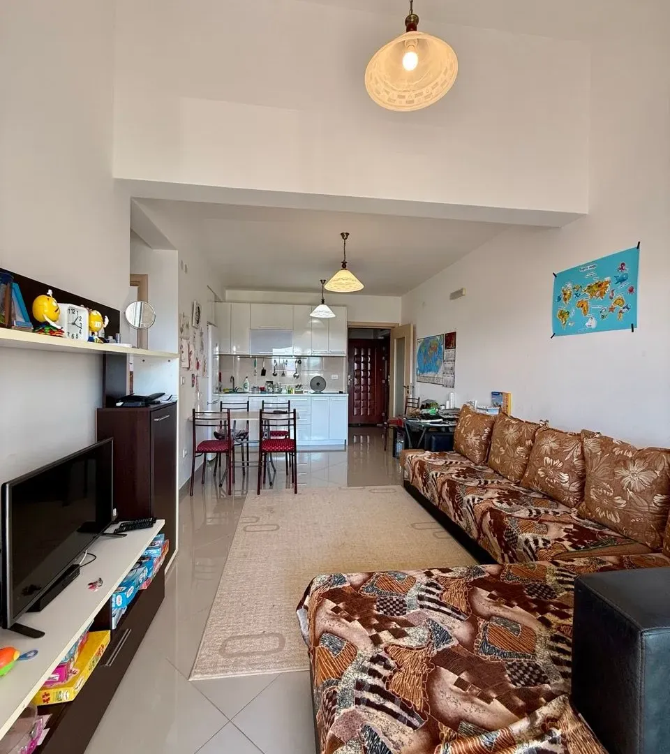 Prodaja, dvosoban stan, 62m², Ilino, Bar