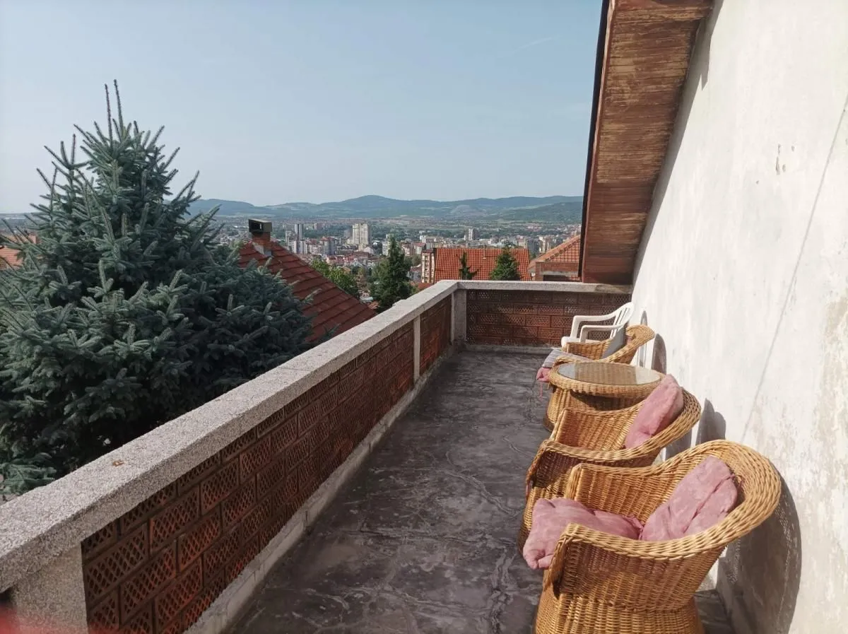 Prodaja, kuća, 370m², Palilula, Niš