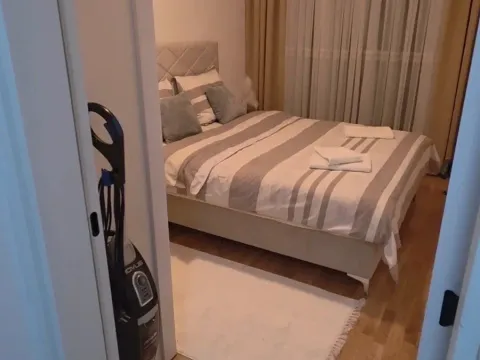 Rent, one bedroom apartment, 42m², Stari Aerodrom, Podgorica - image 5