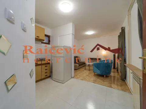 Prodaja, jednosoban stan, 36m², Stari Grad, Beograd - image 4