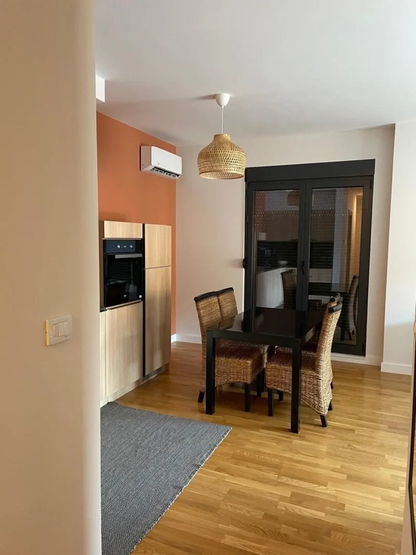 Rent, one bedroom apartment, 70m², Seljanovo, Tivat