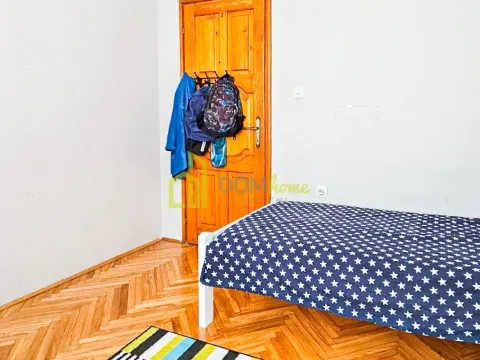 Sale, house, 350m², Momišići, Podgorica - image 10